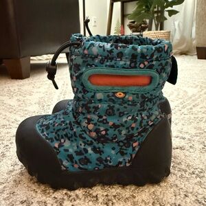 Bogs Infant Winter Boot Sz 7